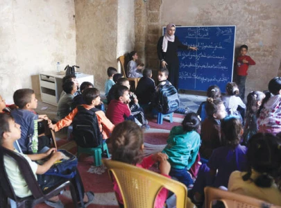 gaza children returning to school