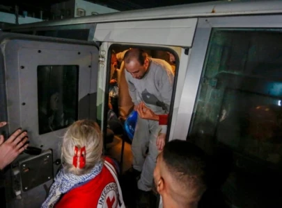 israel releases 15 gaza detainees with signs of emaciation torture