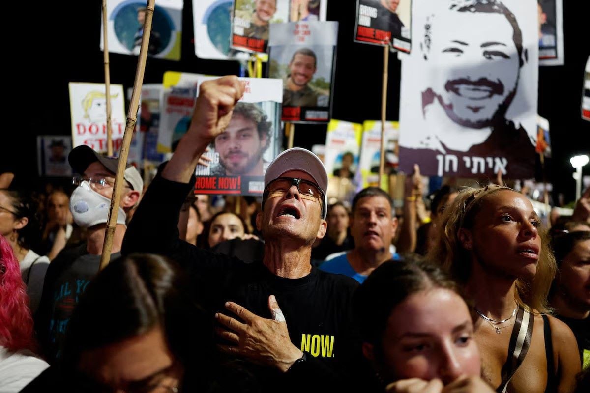 Demonstrators rally ahead of the two-year anniversary of the deadly October 7, 2023 attack on Israel by Hamas, and to demand the immediate release of all hostages and the end of war in Gaza, in Tel Aviv, Israel, October 4, 2025. PHOTO: REUTERS