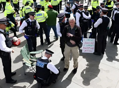 london police arrest 212 people at protest over palestine action ban