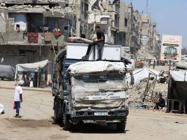 displaced palestinians ride on a vehicle loaded with belongings as they flee from one area to another within gaza city amid an israeli military operation in gaza city august 29 2025 photo reuters displaced palestinians ride on a vehicle loaded with belongings as they flee from one area to another within gaza city amid an israeli military operation in gaza city august 29 2025 photo reuters