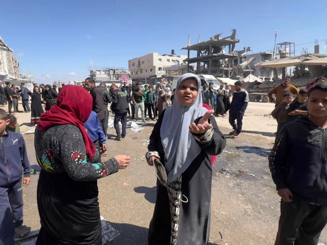 Hamas holds talks with Trump-led board as Iran war strains Gaza plan Hamas holds talks with Trump-led board as Iran war strains Gaza plan