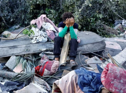 two palestinians killed by israeli fire as death toll tops 72 500 says health ministry