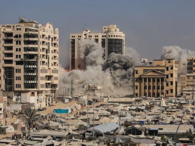 smoke and flames rise as a residential building collapses after an israeli air strike in gaza city september 8 2025 photo reuters smoke and flames rise as a residential building collapses after an israeli air strike in gaza city september 8 2025 photo reuters