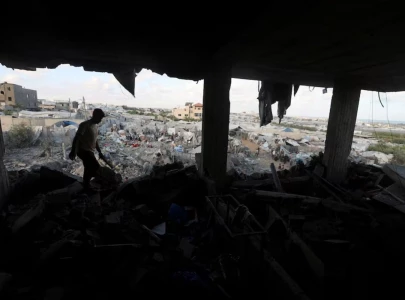 israel kills 8 more palestinians in gaza attacks despite ceasefire