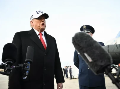 trump warns iran of very strong action if protestors hanged