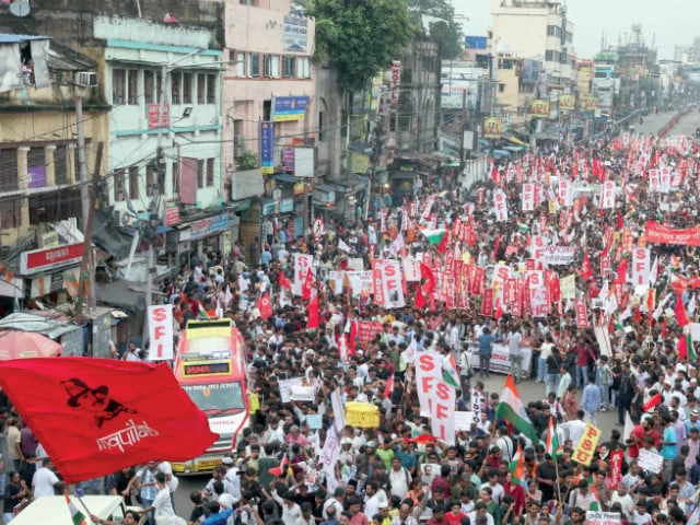 gen z era people gather in solidarity with cockroach janta party protests in kolkata photo reuters gen z era people gather in solidarity with cockroach janta party protests in kolkata photo reuters