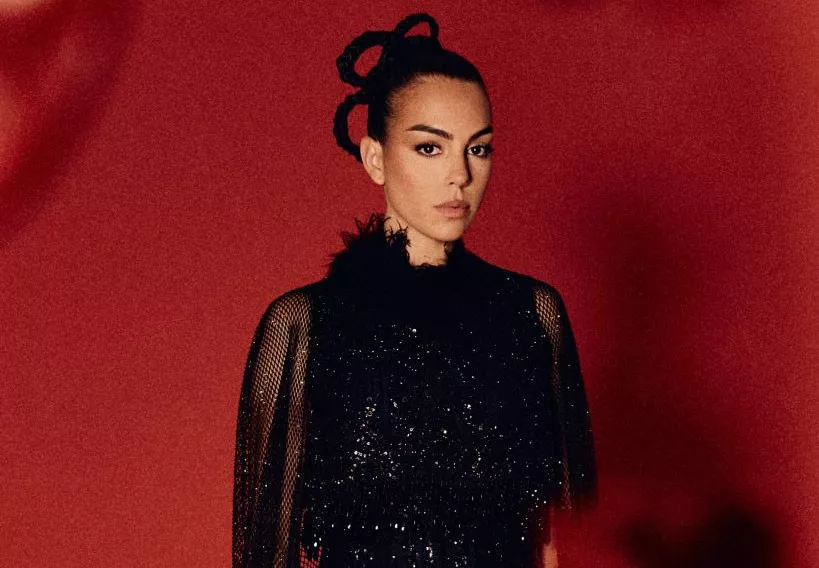 cristiano ronaldo s girlfriend georgina rodriguez stuns in pakistani designer faraz manan