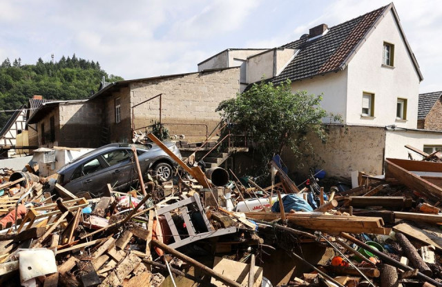 debris covers residential area following heavy rainfalls in dernau germany july 17 2021 reuters wolfgang rattay debris covers residential area following heavy rainfalls in dernau germany july 17 2021 reuters wolfgang rattay