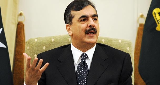 i will sacrifice govt for democracy gilani