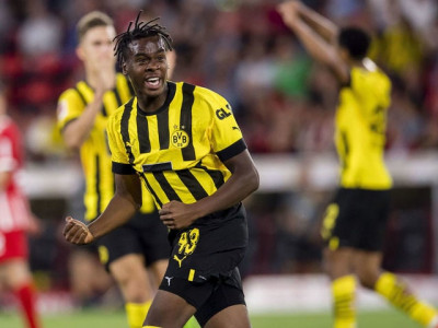 bynoe gittens extends dortmund deal bynoe gittens extends dortmund deal