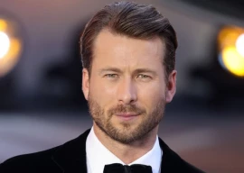 glen powell shares story about acquaintance s date with a cannibal