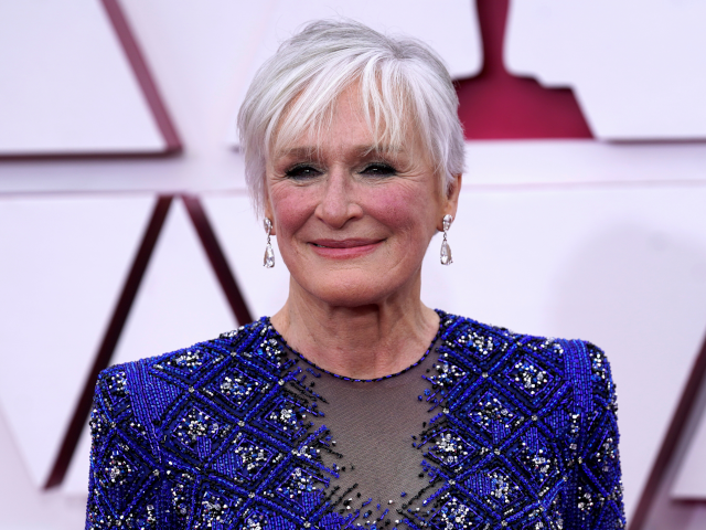 Glenn Close censored for profanity during Golden Globe speech | The Express Tribune