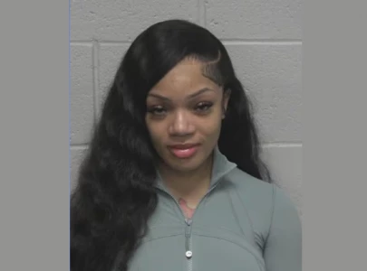 glorilla turns mugshot into merch at 1st annual glo bash event glorilla turns mugshot into merch at 1st annual glo bash event