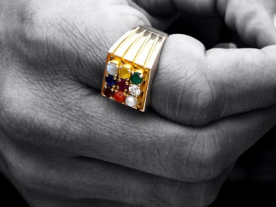 men wearing gold not allowed in islam say most pakistanis