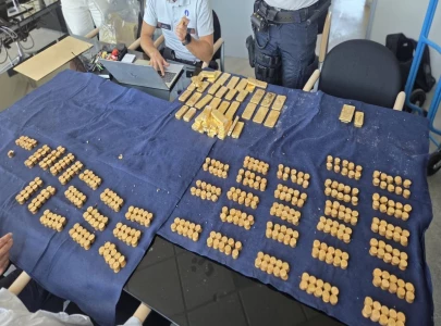 builders discover gold stash worth rs2 89b hidden in walls of house
