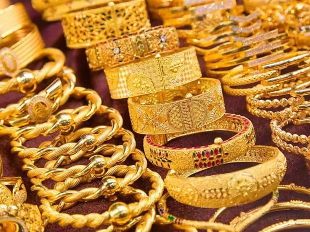 Gold prices continue to climb in global and local markets – February 17, 2025 | The Express Tribune