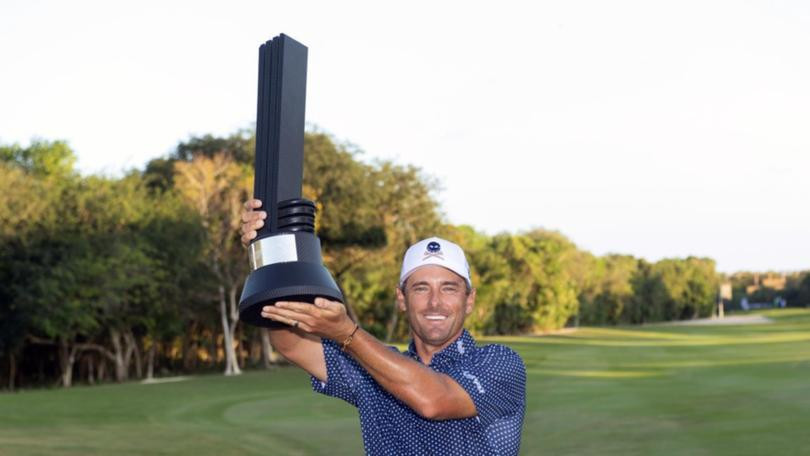 Photo of Howell wins LIV Golf season-opener in Mexico