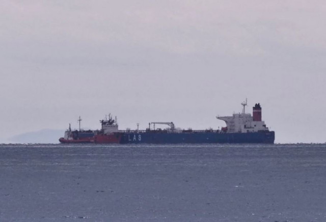 watch iranian operation to seize two greek tankers watch iranian operation to seize two greek tankers