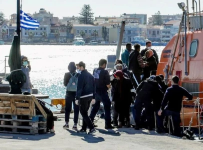 greek authorities investigate death of pakistani migrant in athens police custody