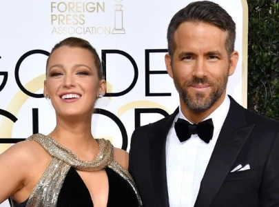 ryan reynolds blake lively call for donations for displaced ukrainians