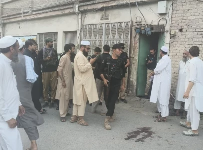 girl killed two children injured in peshawar grenade blast
