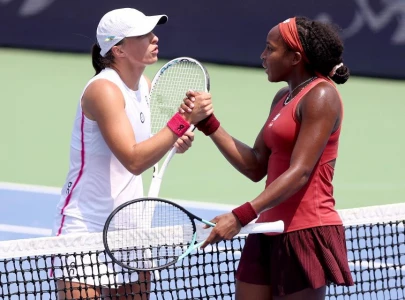 gauff topples swiatek in cincy