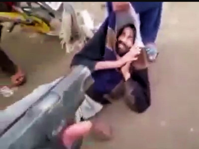 watch brave girl snatches gun during robbery bid in gujranwala watch brave girl snatches gun during robbery bid in gujranwala