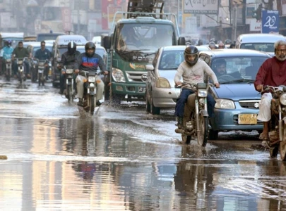 officer suspended for overflowing gutters in karachi officer suspended for overflowing gutters in karachi