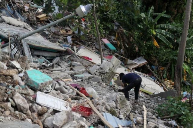 haiti faces anger and despair a week after quake fanning security fears haiti faces anger and despair a week after quake fanning security fears