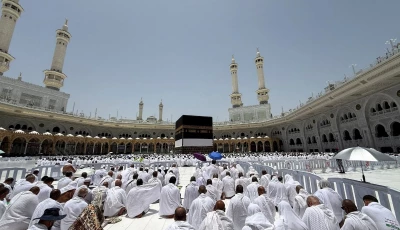 pilgrims pray at the kaaba and the station of ibrahim maqam ibrahim as they attend friday prayers at the grand mosque ahead of the start of hajj in the holy city of mecca saudi arabia reuters