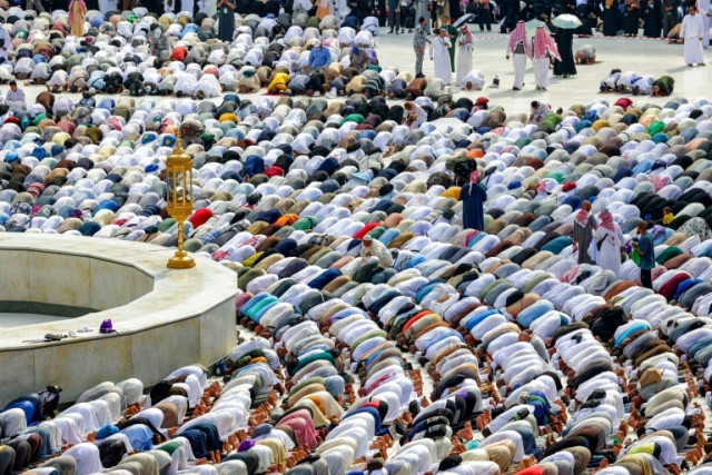 families plead for news as hajj heatwave claims over 900 lives families plead for news as hajj heatwave claims over 900 lives