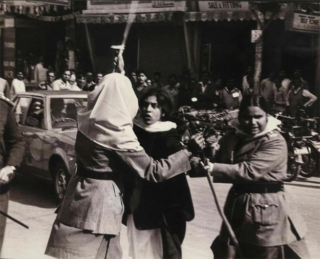 A young Asma Jahangir protesting on the streets. PHOTO: TWITTER