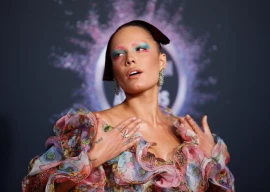 halsey claims music label blocked new album due to disappointing sales numbers halsey claims music label blocked new album due to disappointing sales numbers