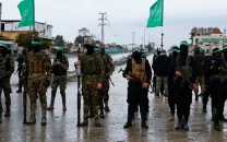 hamas pledges to free 10 living hostages