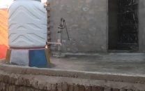 one dies three critical after inhaling toxic gas