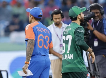india again refuse handshake with pakistan in asia cup
