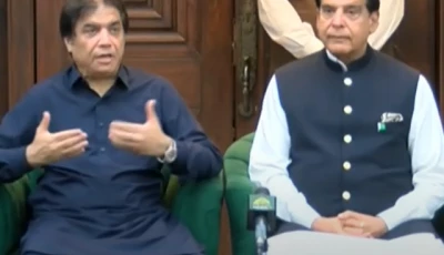 pml n leader hanif abbasi speaks during a joint press conference with ppp s raja pervez ashraf at the latter s residence in lahore on august 23 photo screengrab