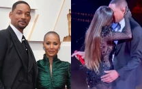 will smith s onstage kiss with india mart nez fans say it s payback for jada will smith s onstage kiss with india mart nez fans say it s payback for jada