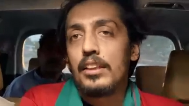 pti supporter ibtesaam who thwarted assailant s attack on pti chief imran khan photo screengrab