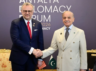 trump aide expresses appreciation for pakistan s role in regional stability in antalya meeting with pm shehbaz