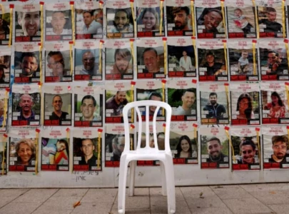 hamas receives israel s response to its ceasefire proposal says studying it