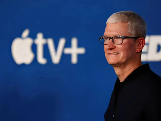 apple ceo tim cook attends the premiere for season two of the television series ted lasso at pacific design center in west hollywood california u s july 15 2021 photo reuters apple ceo tim cook attends the premiere for season two of the television series ted lasso at pacific design center in west hollywood california u s july 15 2021 photo reuters
