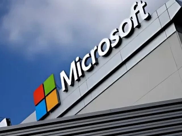 a microsoft logo is seen a day after microsoft corp s 26 2 billion purchase of linkedin corp in los angeles california u s june 14 2016 photo reuters a microsoft logo is seen a day after microsoft corp s 26 2 billion purchase of linkedin corp in los angeles california u s june 14 2016 photo reuters