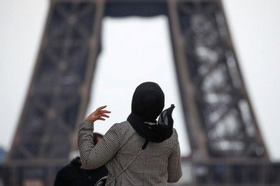 france discriminated against hijab wearing vocational trainee un
