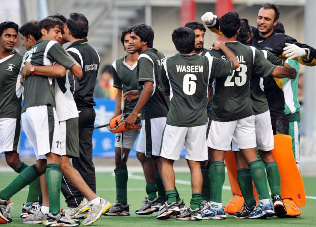 shoot out star akbar lifts pakistan into hockey final shoot out star akbar lifts pakistan into hockey final