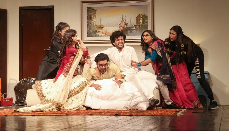 stage play hotel jan e jaan gets a hilarious start stage play hotel jan e jaan gets a hilarious start