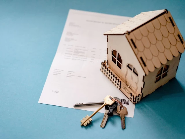 according to data from property trading websites by march 2026 the average rent for houses in dha lahore had reached around rs281 000 while in gulberg it exceeded rs600 000 photo pexels according to data from property trading websites by march 2026 the average rent for houses in dha lahore had reached around rs281 000 while in gulberg it exceeded rs600 000 photo pexels