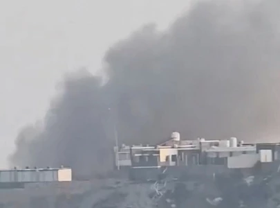 houthis hit presidential palace in aden