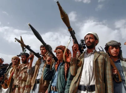 houthis vow to defend after us strikes in yemen houthis vow to defend after us strikes in yemen